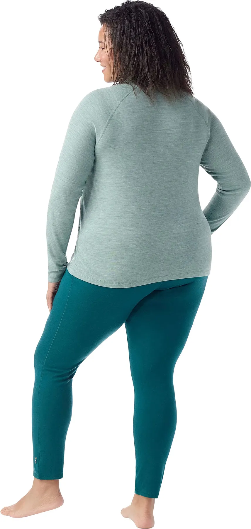 Classic Thermal Merino Plus Size 1/4 Zip Boxed Base Layer Top - Women's |-|Couche de base pour le haut à 1/4 Zip en mérinos thermique classique en boîte grande taille - Femme sold by Altitude Sports product image thumbnail 2