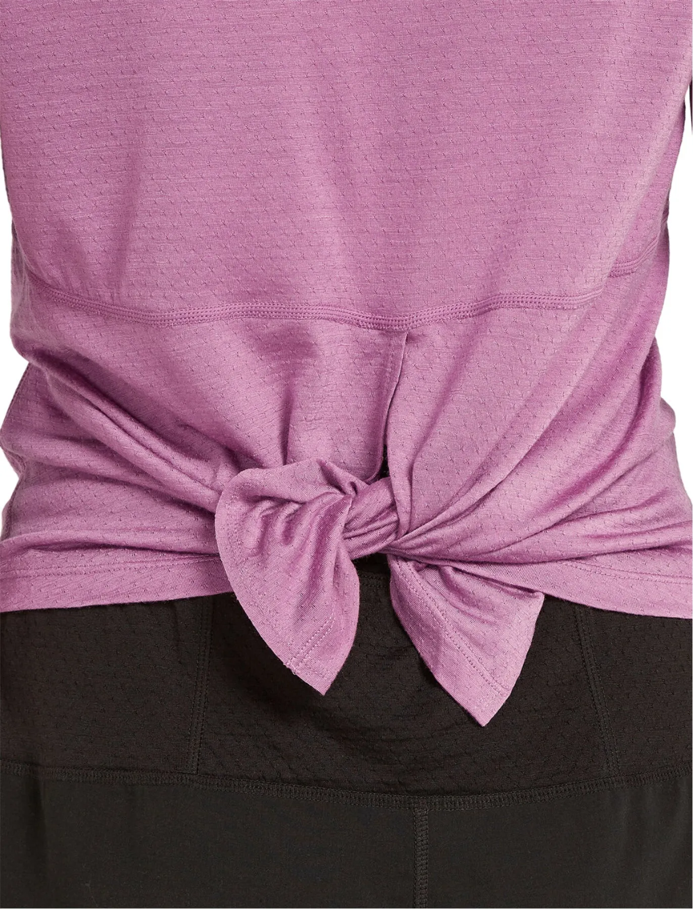 125 Cool-Lite Speed Merino Blend Short Sleeve Slit Back T-Shirt - Women's|-|T-shirt à manches courtes fendu dans le dos en mélange de mérinos Cool-Lite Speed 125 - Femme sold by Altitude Sports product image thumbnail 3