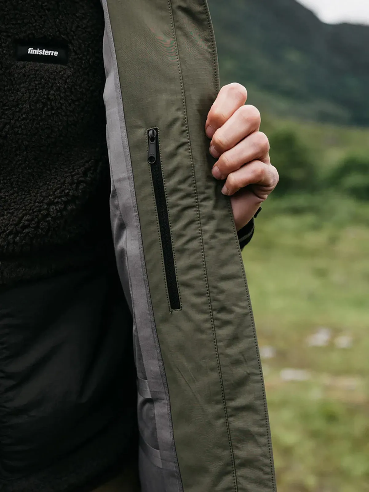 Stormbird Waterproof Jacket - Men's|-|Manteau imperméable Stormbird - Homme sold by Altitude Sports product image thumbnail 4