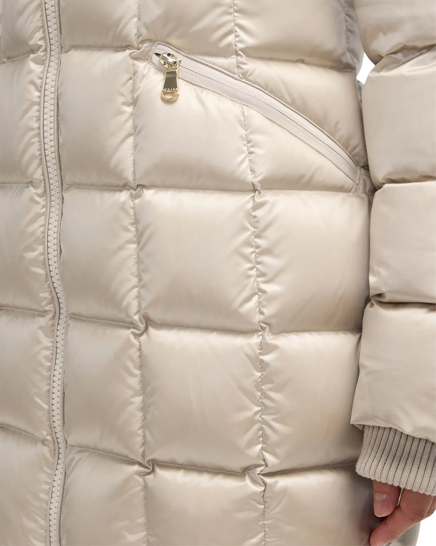 Zola Box Quilt Mid-Length Puffer Jacket with Fixed Hood - Women's|-|Manteau matelassé mi-long à piquage en carré avec capuchon fixe Zola - Femme sold by Altitude Sports product image thumbnail 5