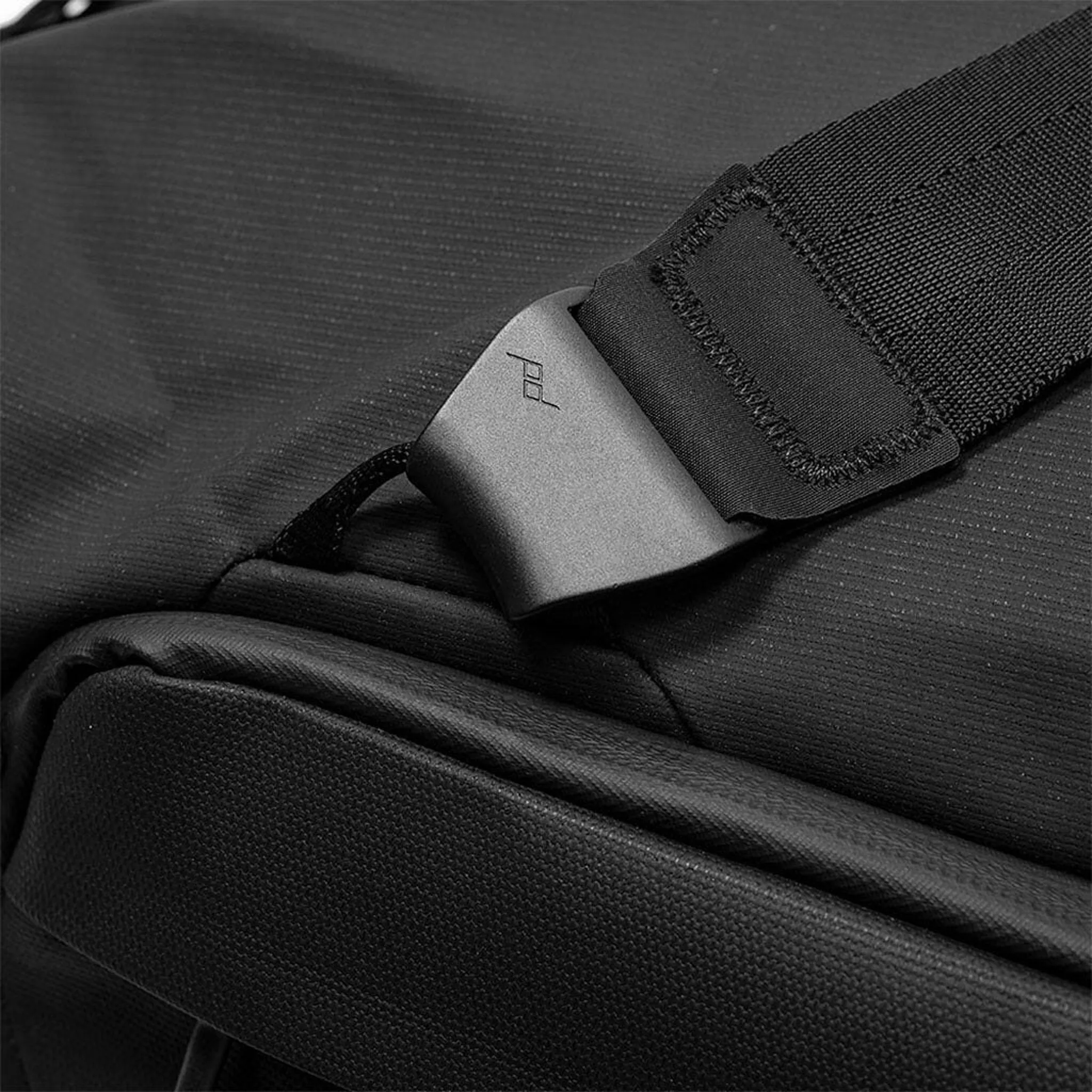 Travel Duffel 35L|-|Sac de voyage Travel 35 L sold by Altitude Sports product image thumbnail 5