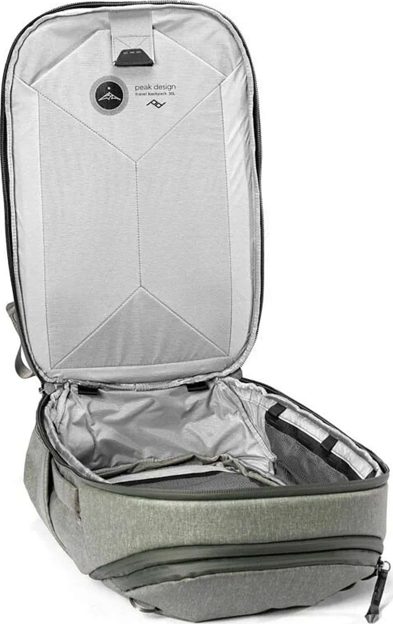 Travel Backpack 30L|-|Sac à dos Travel 30L sold by Altitude Sports product image thumbnail 5