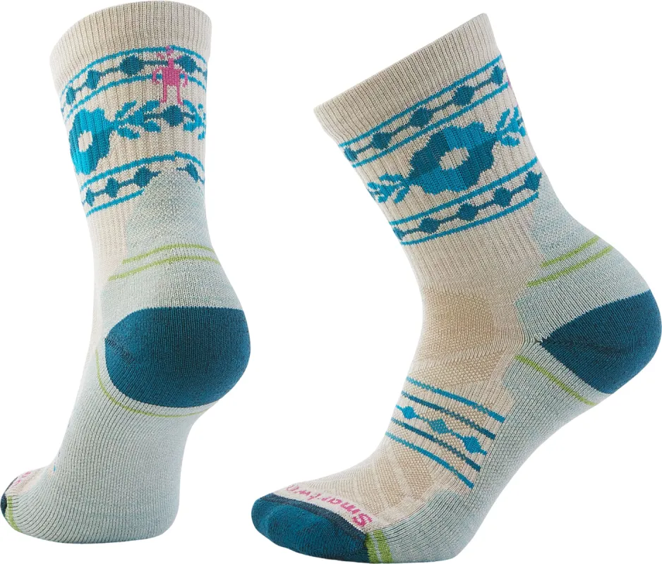 Hike Light Cushion Retro Floral Mid Crew Socks - Women's|-|Chaussettes mi-mollet de randonnée à coussin léger mi-hautes avec imprimé floral rétro - Femme sold by Altitude Sports