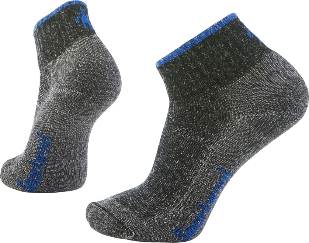 Hike Light Cushion Classic Edition Second Cut Ankle Socks - Unisex|-|Chaussettes de randonnée à la cheville à matelassage léger Classic Edition Second Cut - Unisexe sold by Altitude Sports