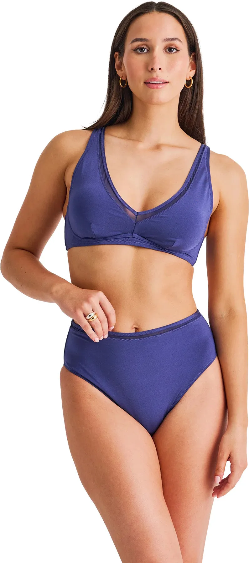 Deep V Mesh Insert Crop Bikini Top - Women's|-|Haut de bikini écourté à décolleté en V plongeant avec empiècement en filet - Femme sold by Altitude Sports