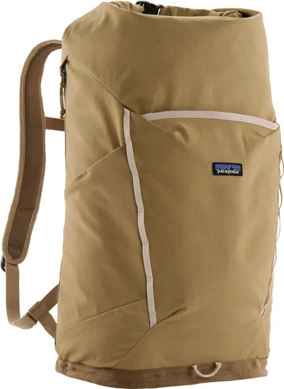 Fieldsmith Rolltop Pack 32L|-|Sac à dos à fermeture enroulable Fieldsmith 32L sold by Altitude Sports