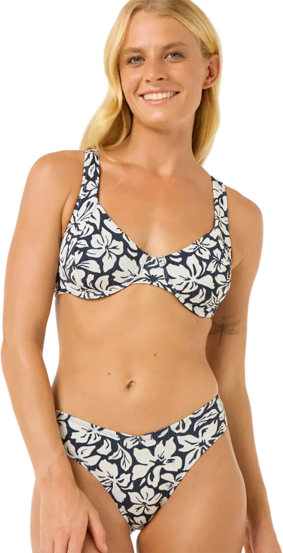 Las Flores High Leg Good Coverage Bikini Bottom - Women's|-|Bas de bikini à taille haute avec bonne couvrance Las Flores - Femme sold by Altitude Sports product image thumbnail 5