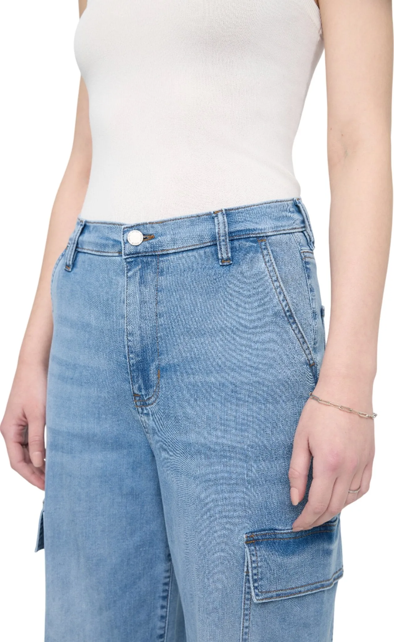 Performance Denim Lite High Rise Cargo Pants - Women's|-|Pantalon cargo taille haute Performance Denim Lite - Femme sold by Altitude Sports product image thumbnail 5