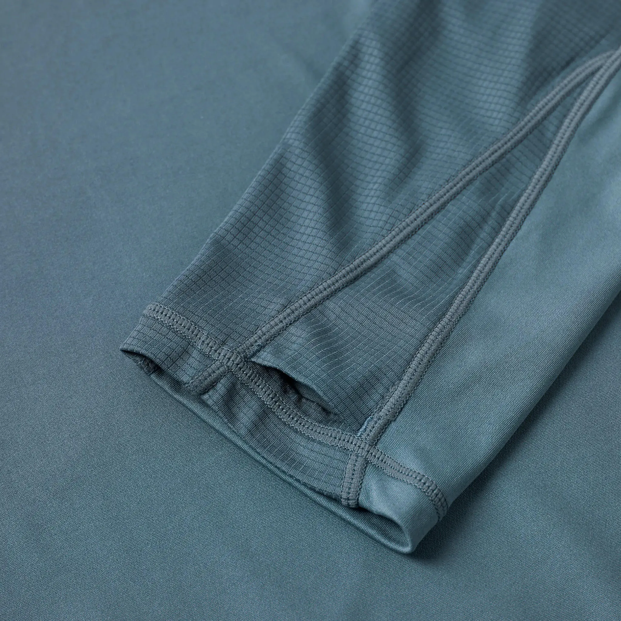 Mirage Sun Long Sleeve T-Shirt - Women's|-|T-shirt à manches longues solaire Mirage - Femme sold by Altitude Sports product image thumbnail 5