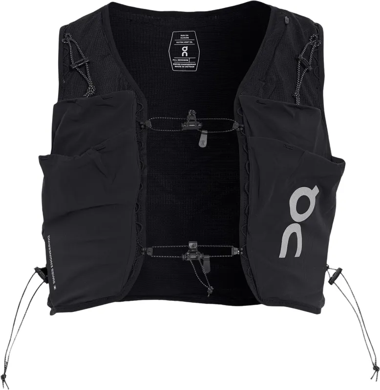 Ultra Trail Running Vest with Flasks 10L|-|Veste de course sur sentier avec flasques Ultra 10L sold by Altitude Sports