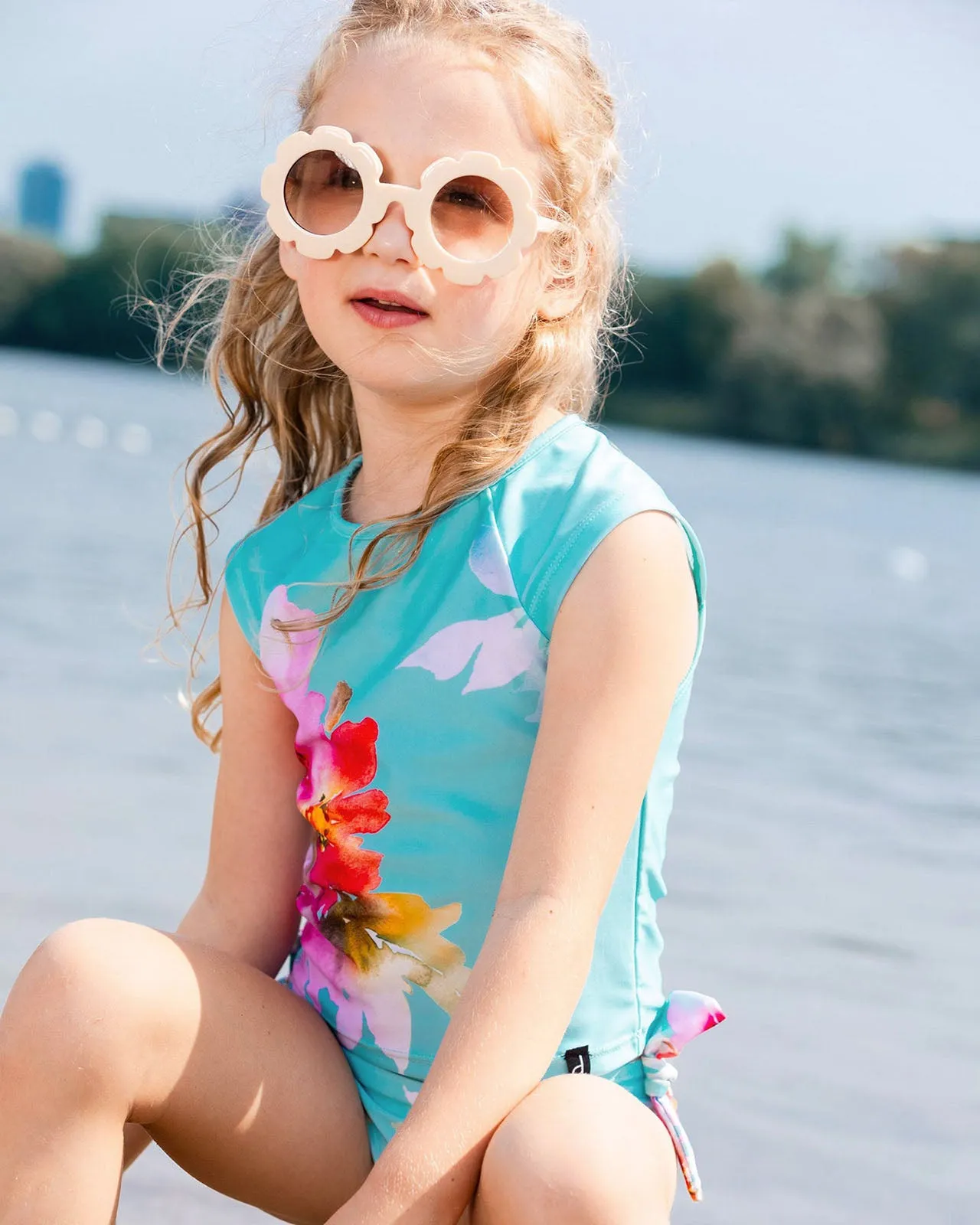 T-shirt Printed Two-Piece Swimsuit - Little Girl|-|Maillot de bain deux-pièces imprimé avec T-shirt - Petite fille sold by Altitude Sports product image thumbnail 3