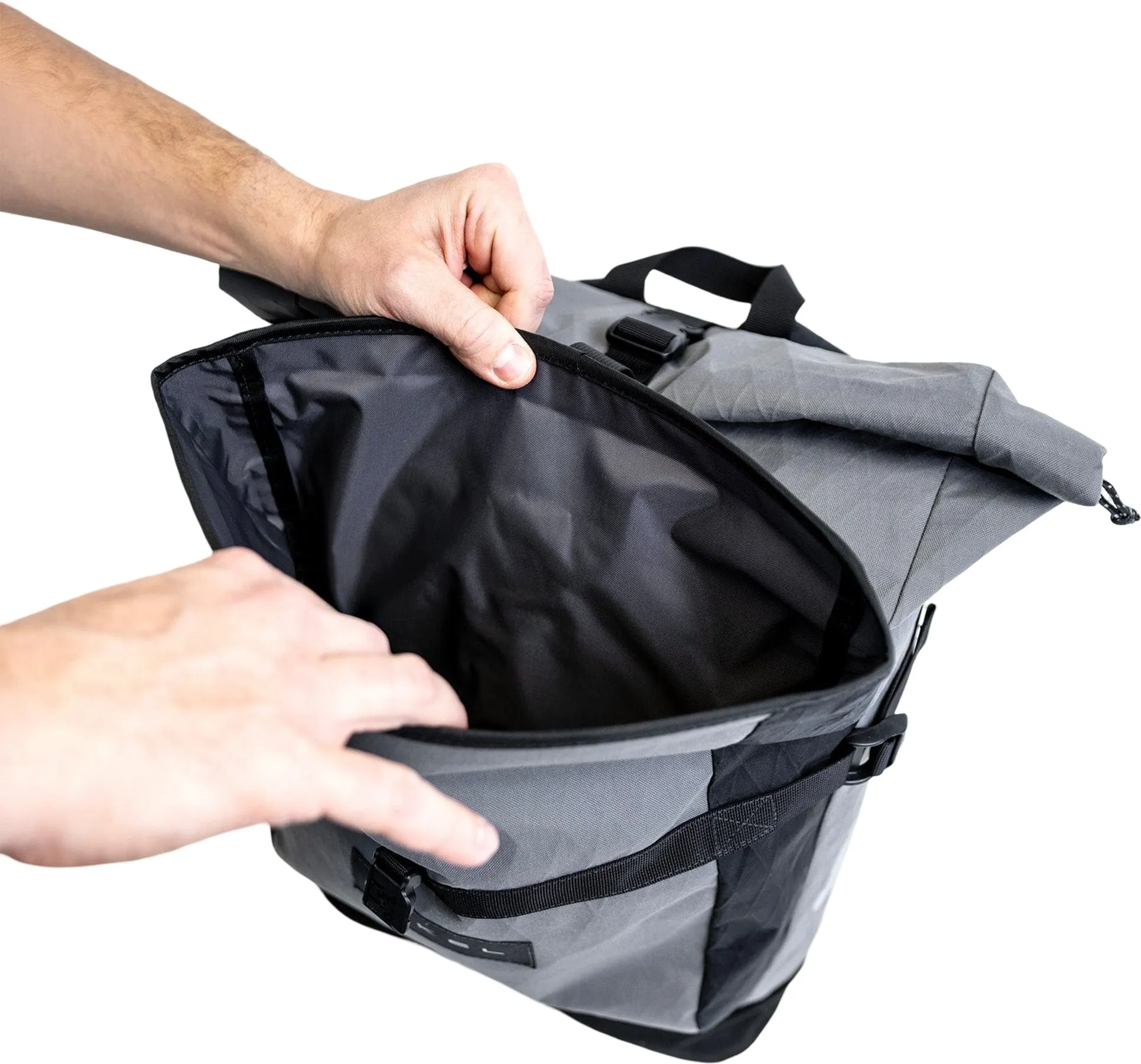 Metropolitan BP Waterproof Rolltop Backpack 25L|-|Sac à dos à fermeture enroulable étanche Metropolitan BP 25L sold by Altitude Sports product image thumbnail 4