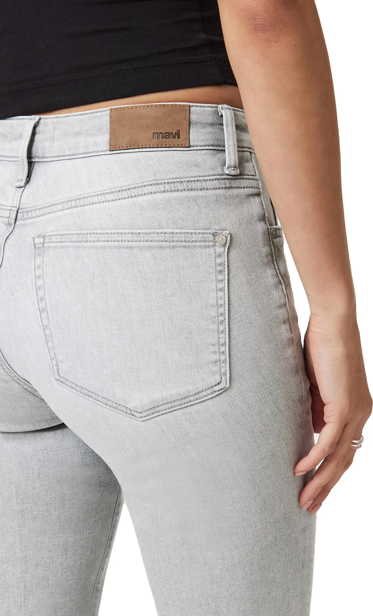 Kathleen Slim Boyfriend Jeans - Women's|-|Jean boyfriend à coupe étroite Kathleen - Femme sold by Altitude Sports product image thumbnail 3