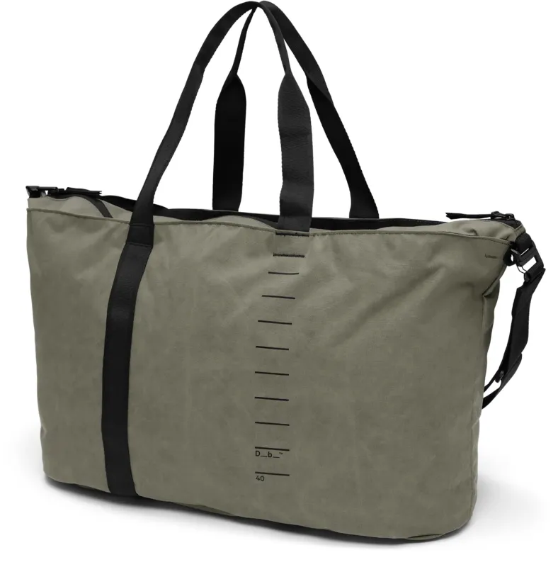 Essential Weekender Bag 40L|-|Sac de fin de semaine Essential 40L sold by Altitude Sports