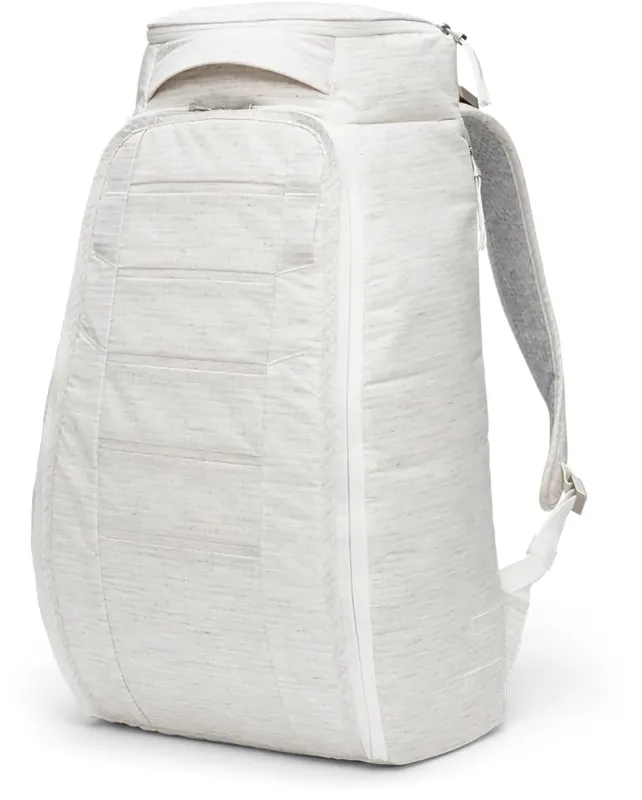 Hugger Backpack 30L|-|Sac à dos Hugger 30L sold by Altitude Sports