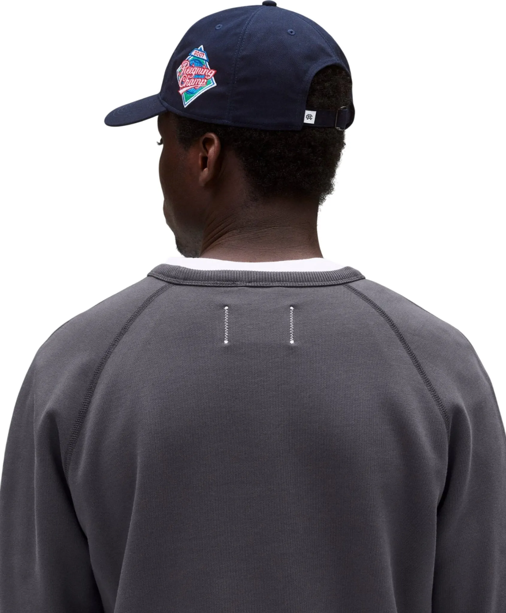 Midweight Terry Slim Fit Crewneck Sweatshirt - Men's|-|Chandail en molleton à col rond ajusté en tissu éponge mi-épais - Homme sold by Altitude Sports product image thumbnail 5