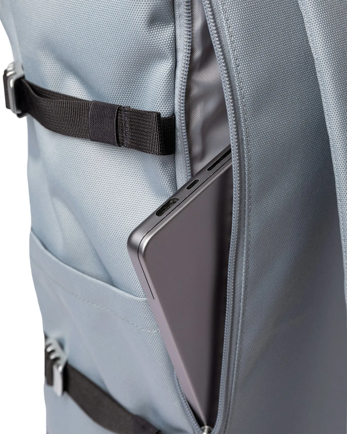 Icon Rolltop Backpack 23L|-|Sac à dos à fermeture enroulable Icon 23L sold by Altitude Sports product image thumbnail 3