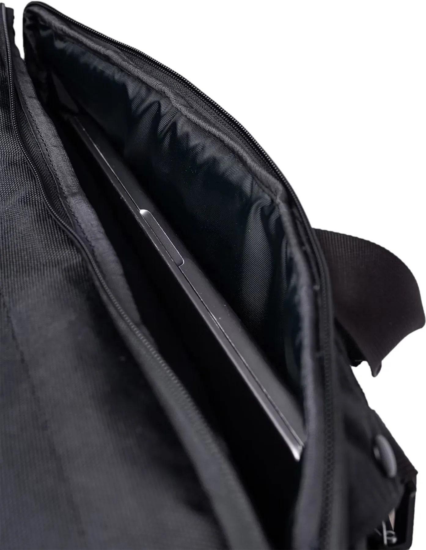 Go 3-Way Bag 29L - M|-|Sac Go 3-Way 29L - M sold by Altitude Sports product image thumbnail 4
