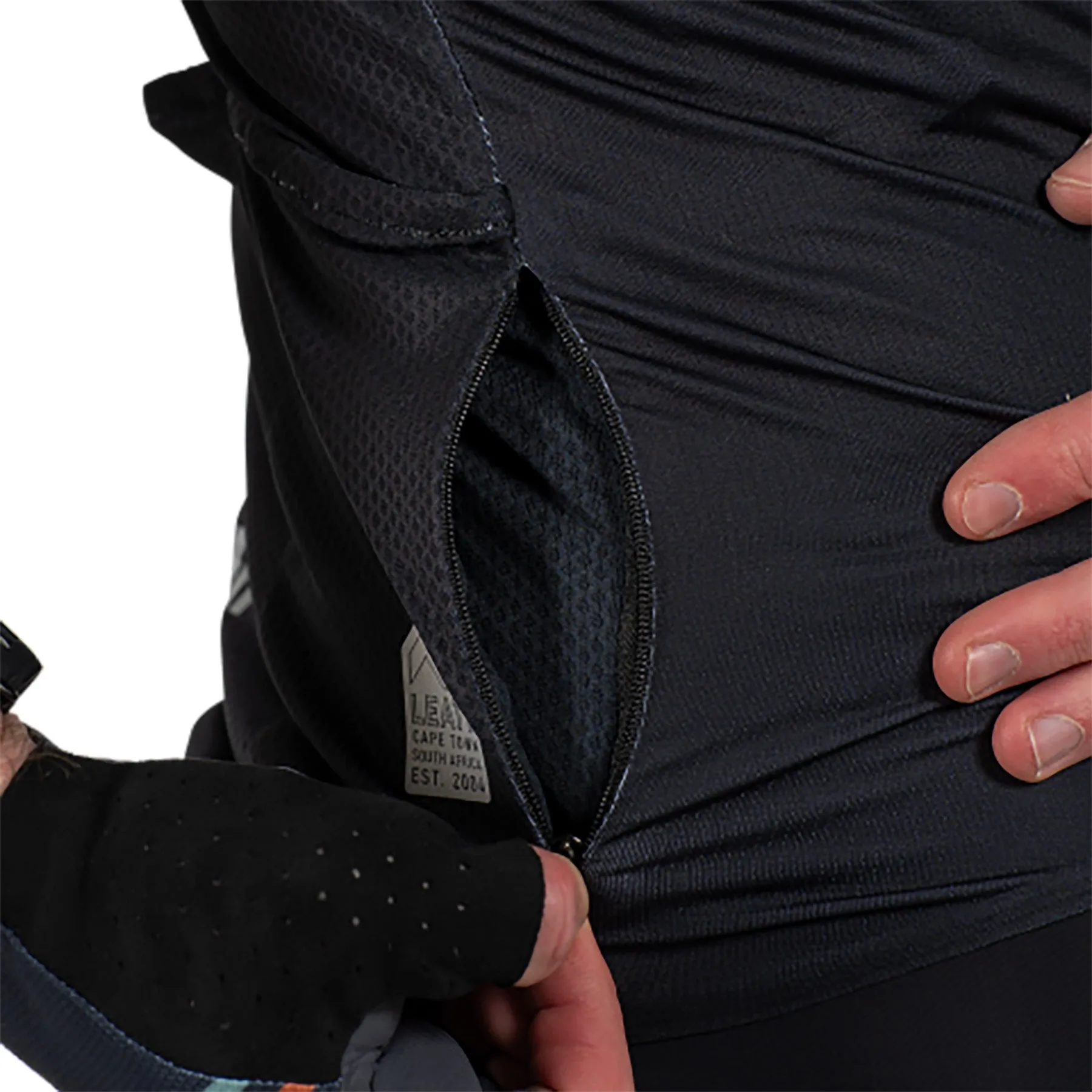 Endurance 6.0 MTB Jersey|-|Maillot VTT Endurance 6.0 sold by Altitude Sports product image thumbnail 4