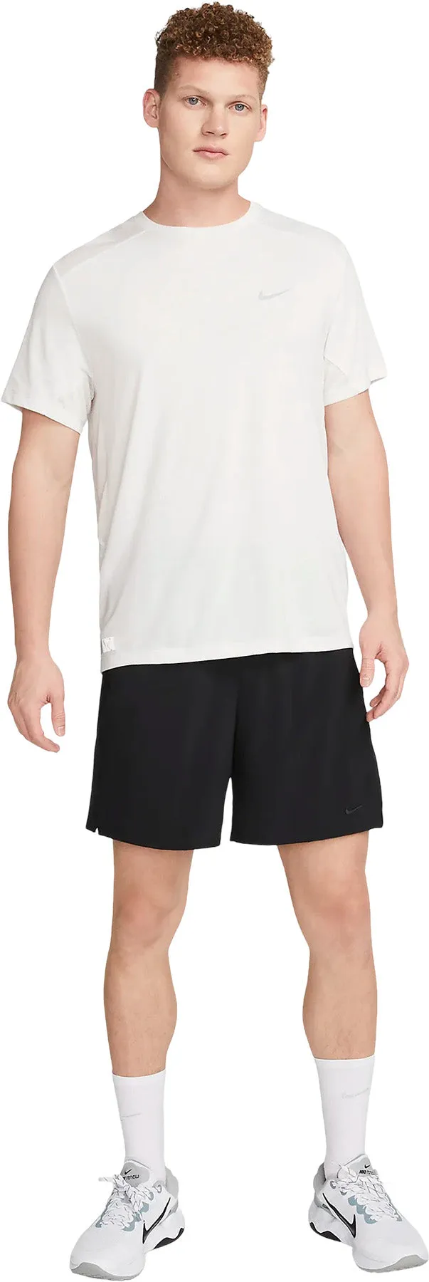 Unlimited Dri-FIT Unlined Versatile Shorts 7" - Men's|-|Short non doublé Dri-FIT Unlimited 7" - Homme sold by Altitude Sports product image thumbnail 2