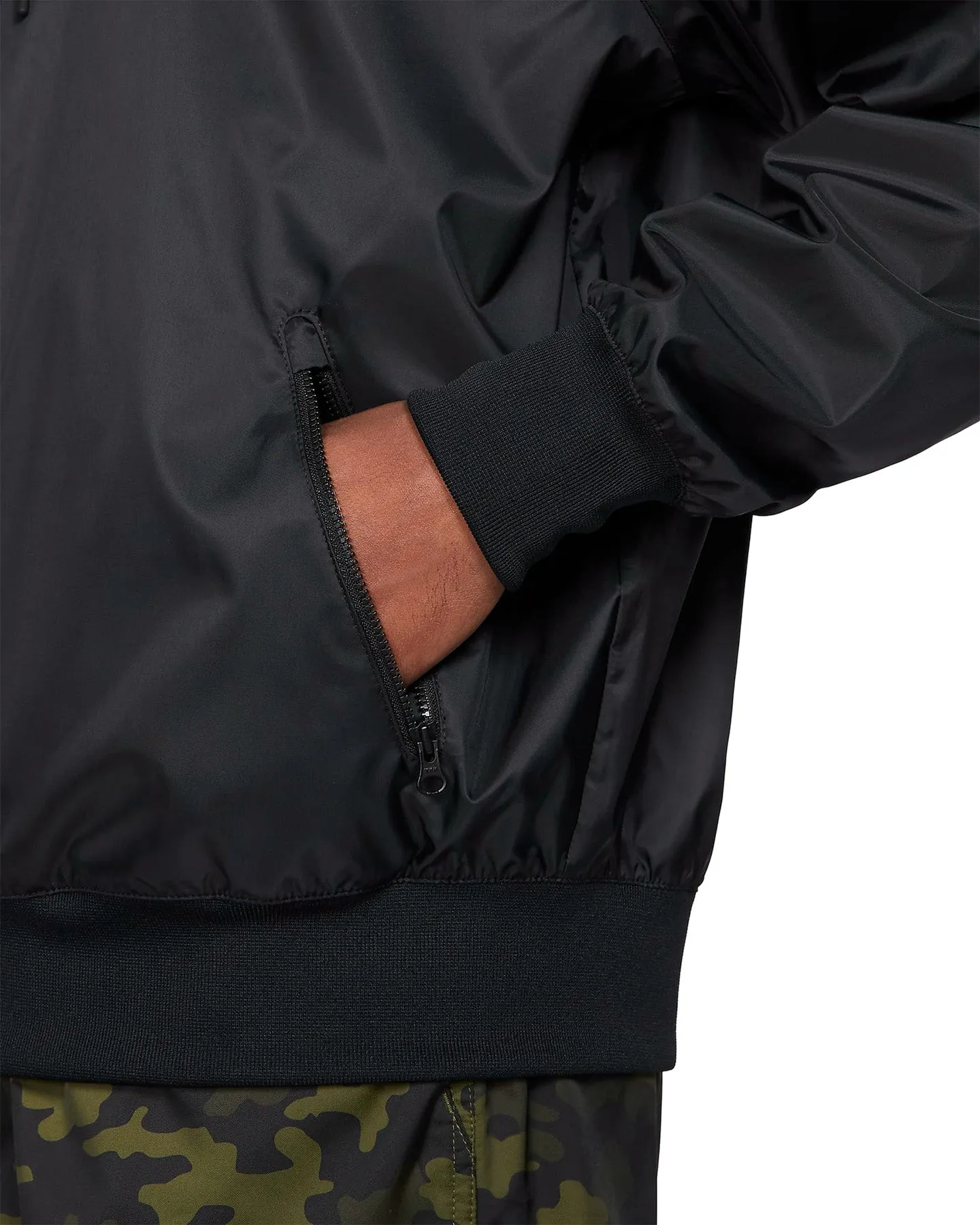 Sportswear Windrunner Hooded Jacket - Men's|-|Manteau à capuchon Sportswear Windrunner - Homme sold by Altitude Sports product image thumbnail 2