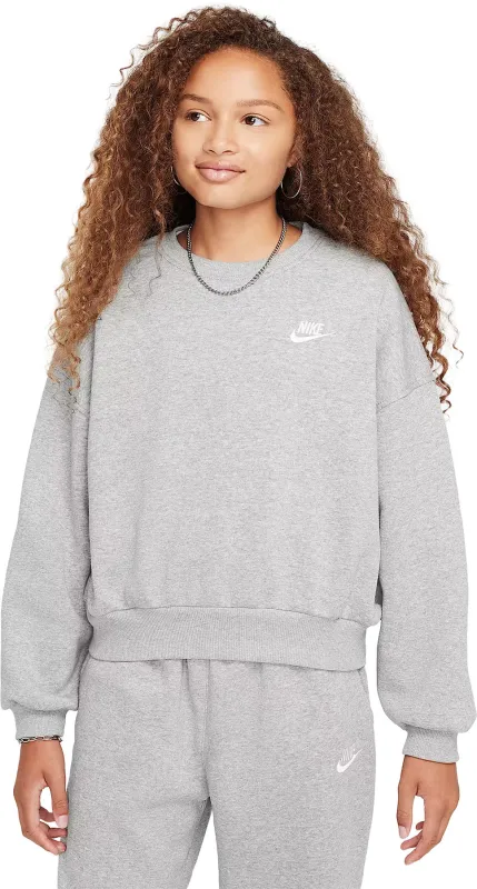 Sportswear Club Fleece Boxy Crew Neck Sweatshirt - Girls|-|Chandail en molleton à col rond ample Sportswear Club - Fille sold by Altitude Sports