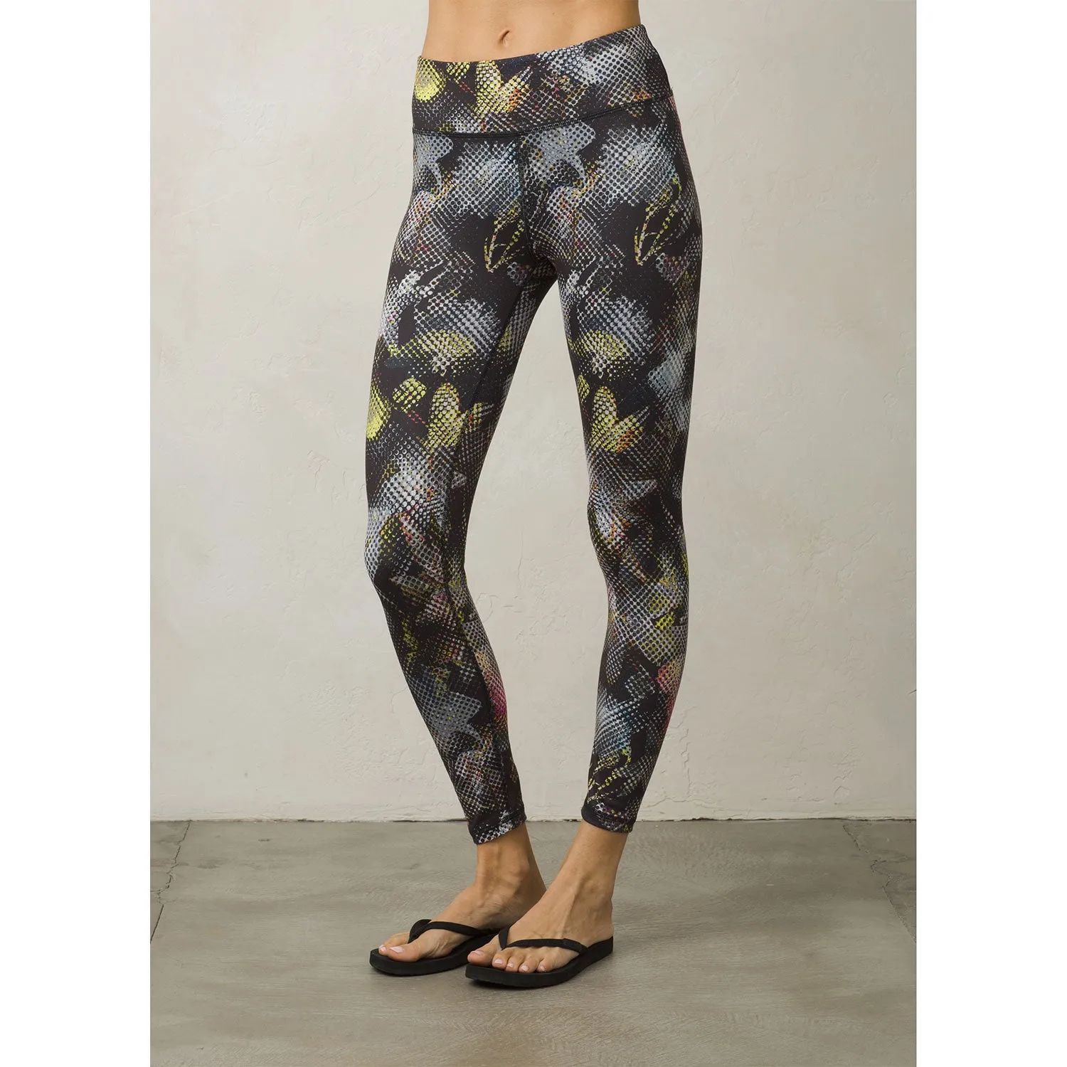 Women's Roxanne Printed Legging|-|Legging Imprimé Roxanne Femme sold by Altitude Sports product image thumbnail 2