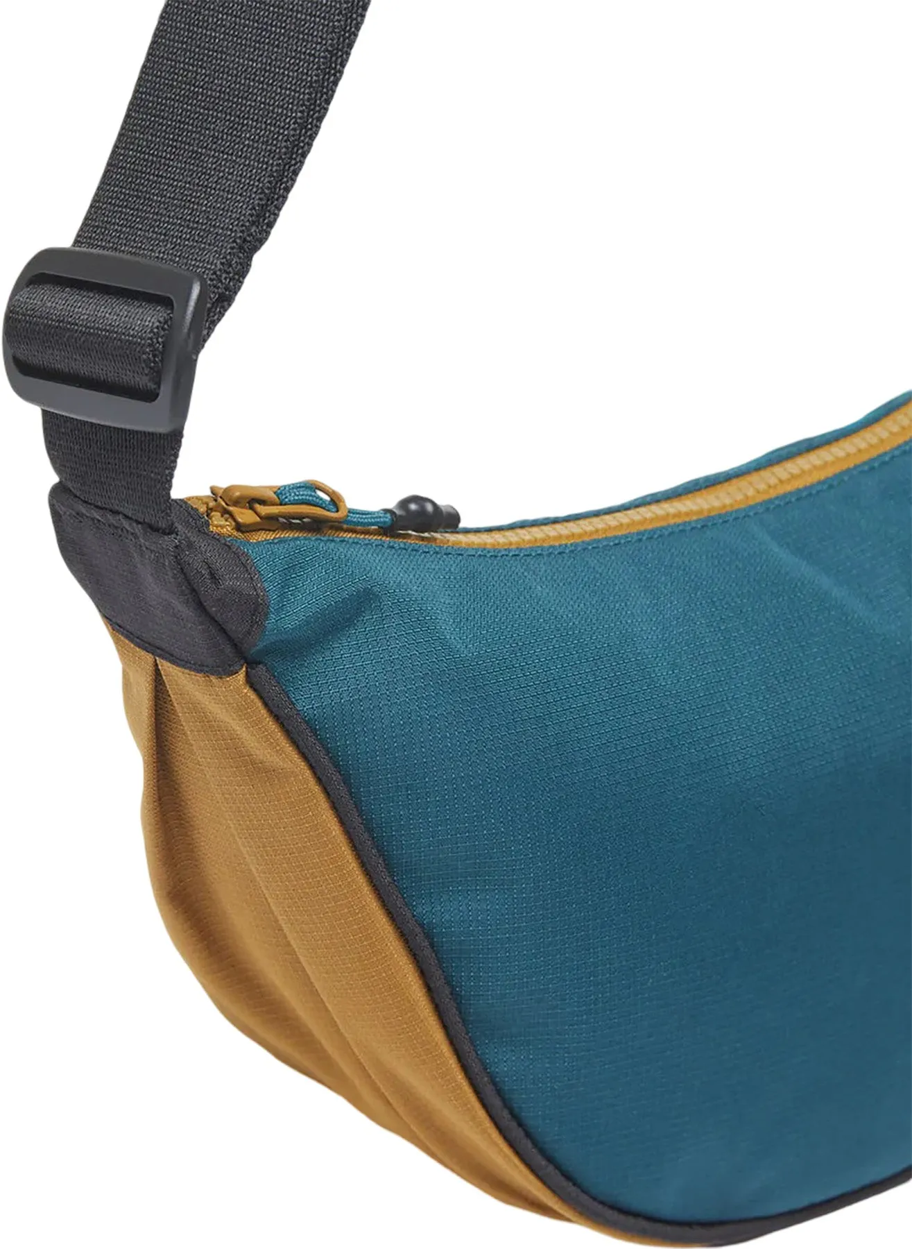 Beatty Moon Bag 4L |-|Sac demi-lune Beatty 4L sold by Altitude Sports product image thumbnail 3