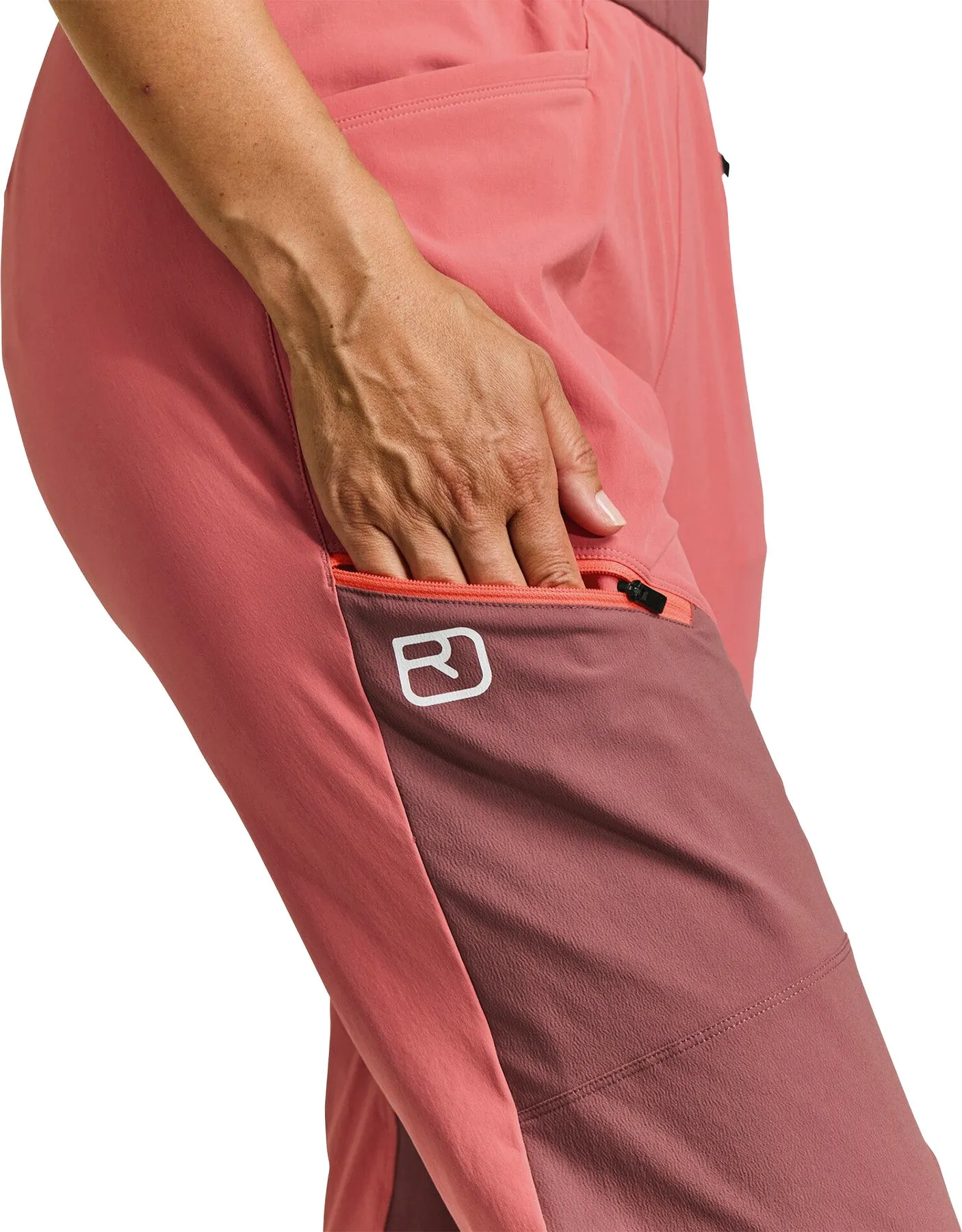 Vajolet Lightweight Pants - Women's|-|Pantalon léger Vajolet - Femme sold by Altitude Sports product image thumbnail 3