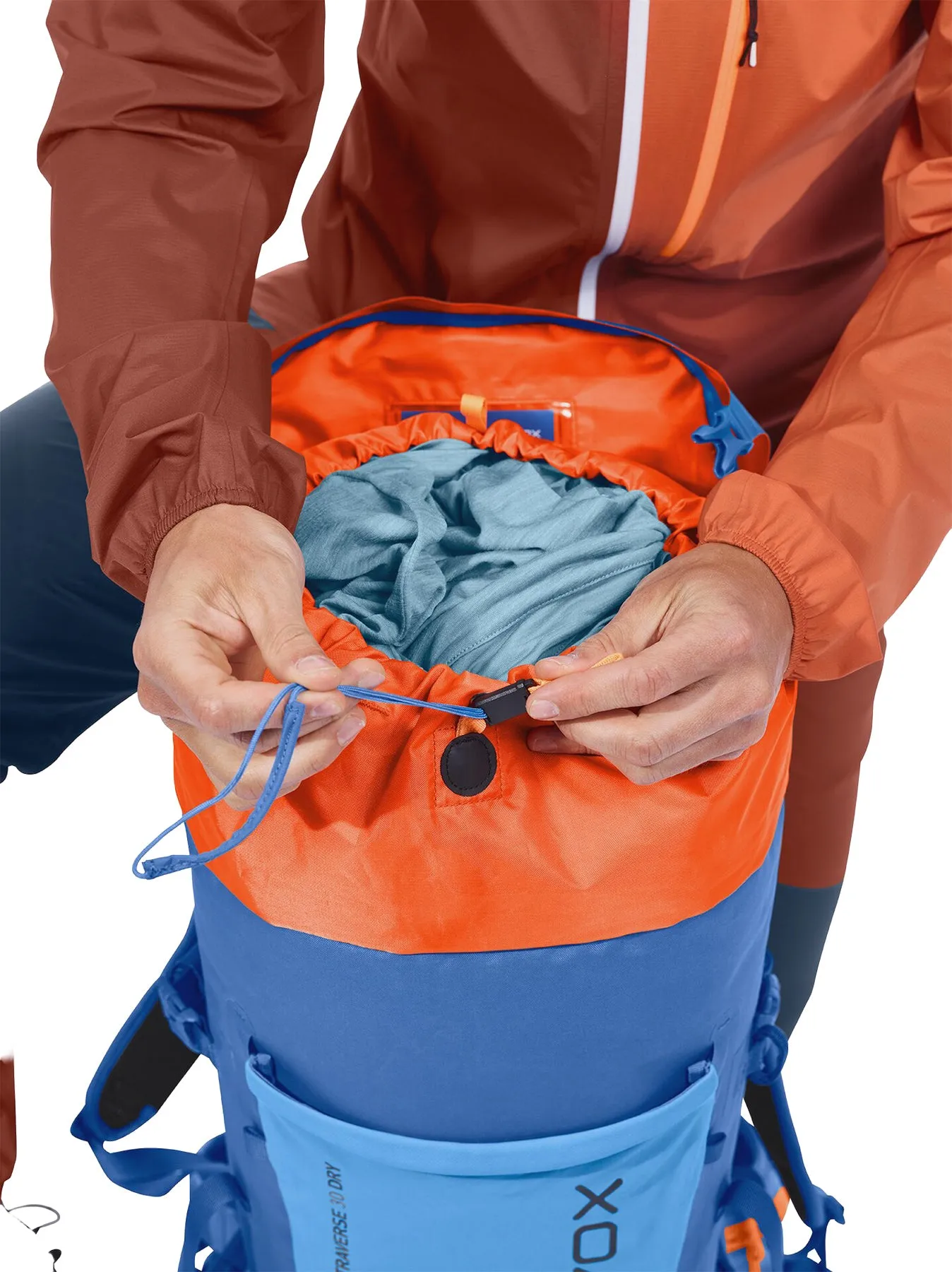 Travers Dry Mountaineering Backpack 30L|-|Sac à dos d'alpinisme Travers Dry 30L sold by Altitude Sports product image thumbnail 5