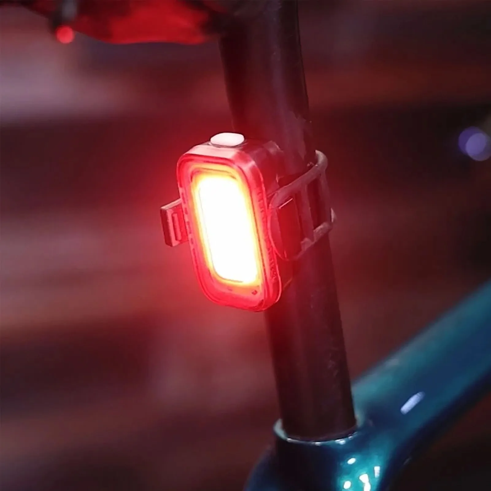 Dayblazer 550 Front with Grid Rear Light Set|-|Ensemble de lumière avant Dayblazer 550 avec lumière arrière Grid sold by Altitude Sports product image thumbnail 5