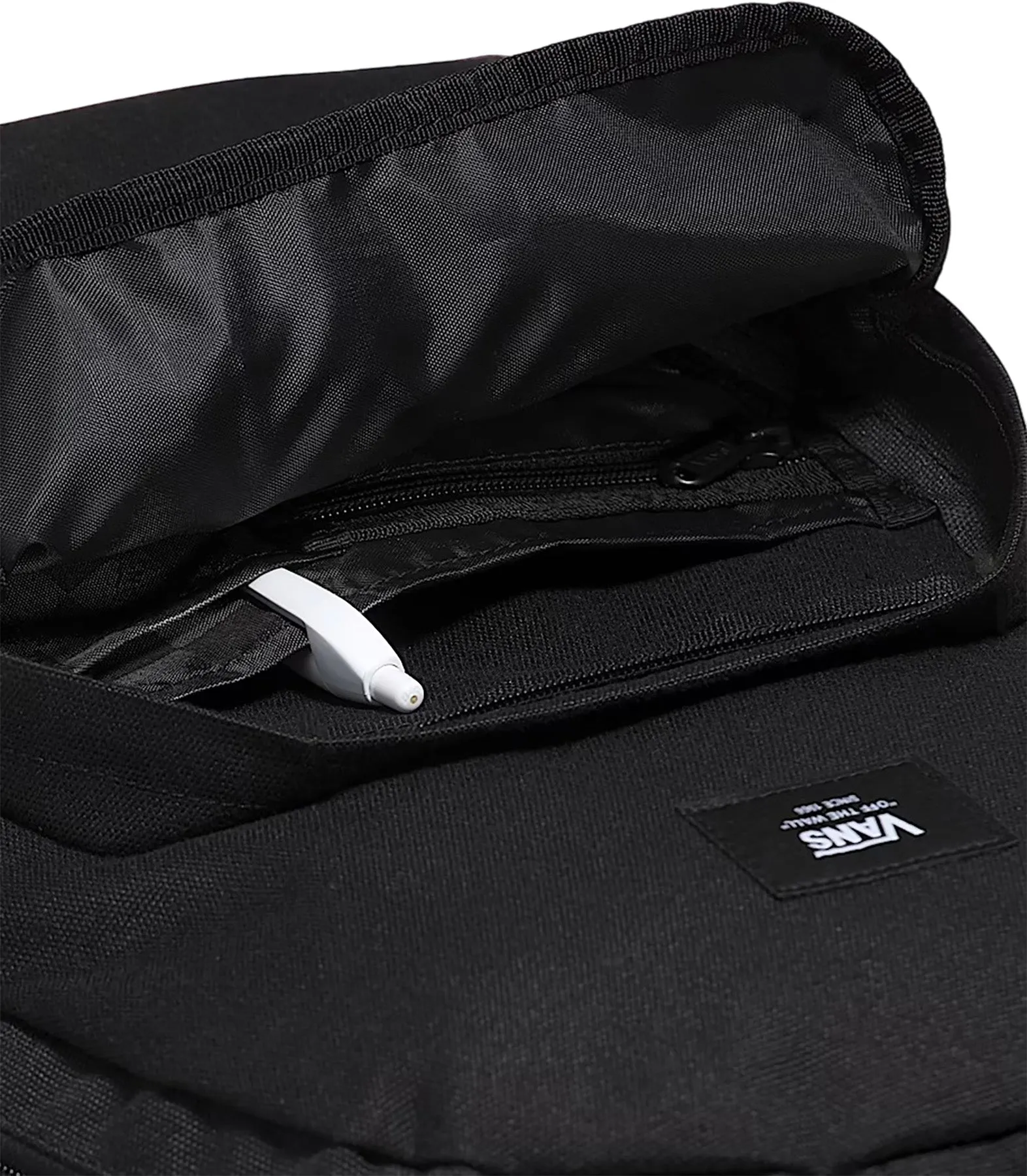 Old Skool Trek Backpack 30L|-|Sac à dos Old Skool Trek 30L sold by Altitude Sports product image thumbnail 5