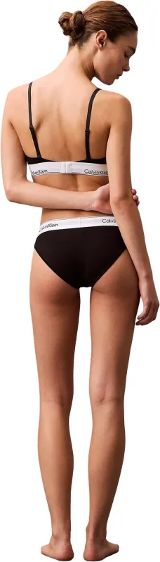 Modern Cotton Lightly Lined Triangle Bralette - Women's|-|Brassière triangulaire légèrement doublée en coton moderne - Femme sold by Altitude Sports