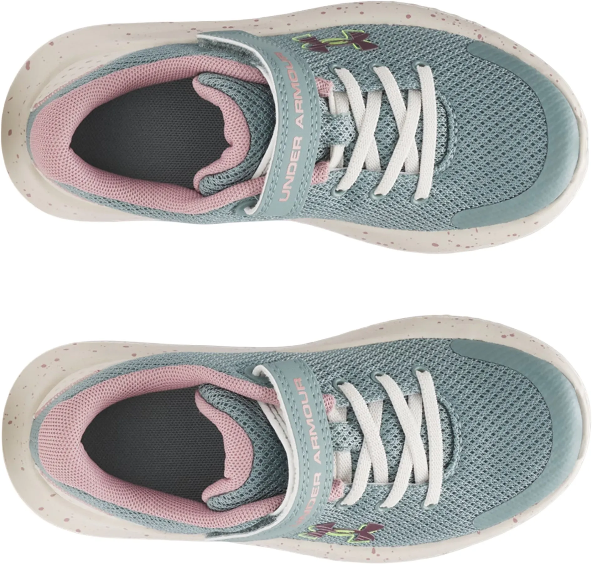 Pre-School UA Surge 4 ACShoes - Girls|-|SouliersPre-School UA Surge 4 AC - Fille sold by Altitude Sports product image thumbnail 2