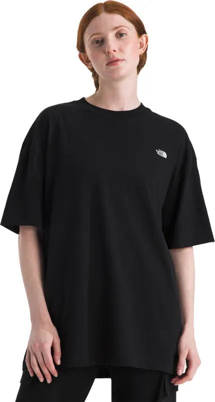 TNF Essential Simple Dome Oversized Short Sleeve T-Shirt - Women's|-|T-shirt à manches courtes surdimensionné TNF Essential Simple Dome - Femme sold by Altitude Sports