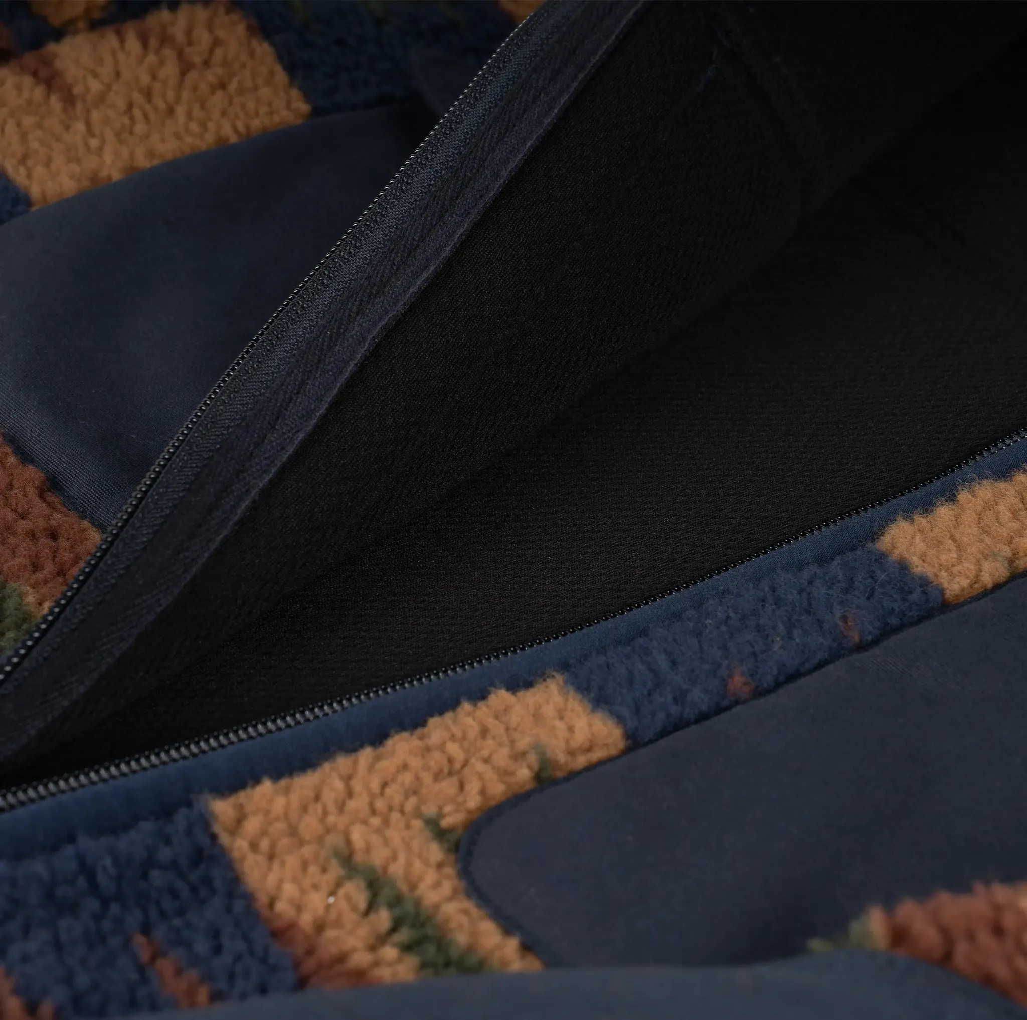 Mistassini Pile Fleece Jacket - Men's|-|Manteau en polaire épaisse Mistassini - Homme sold by Altitude Sports product image thumbnail 2