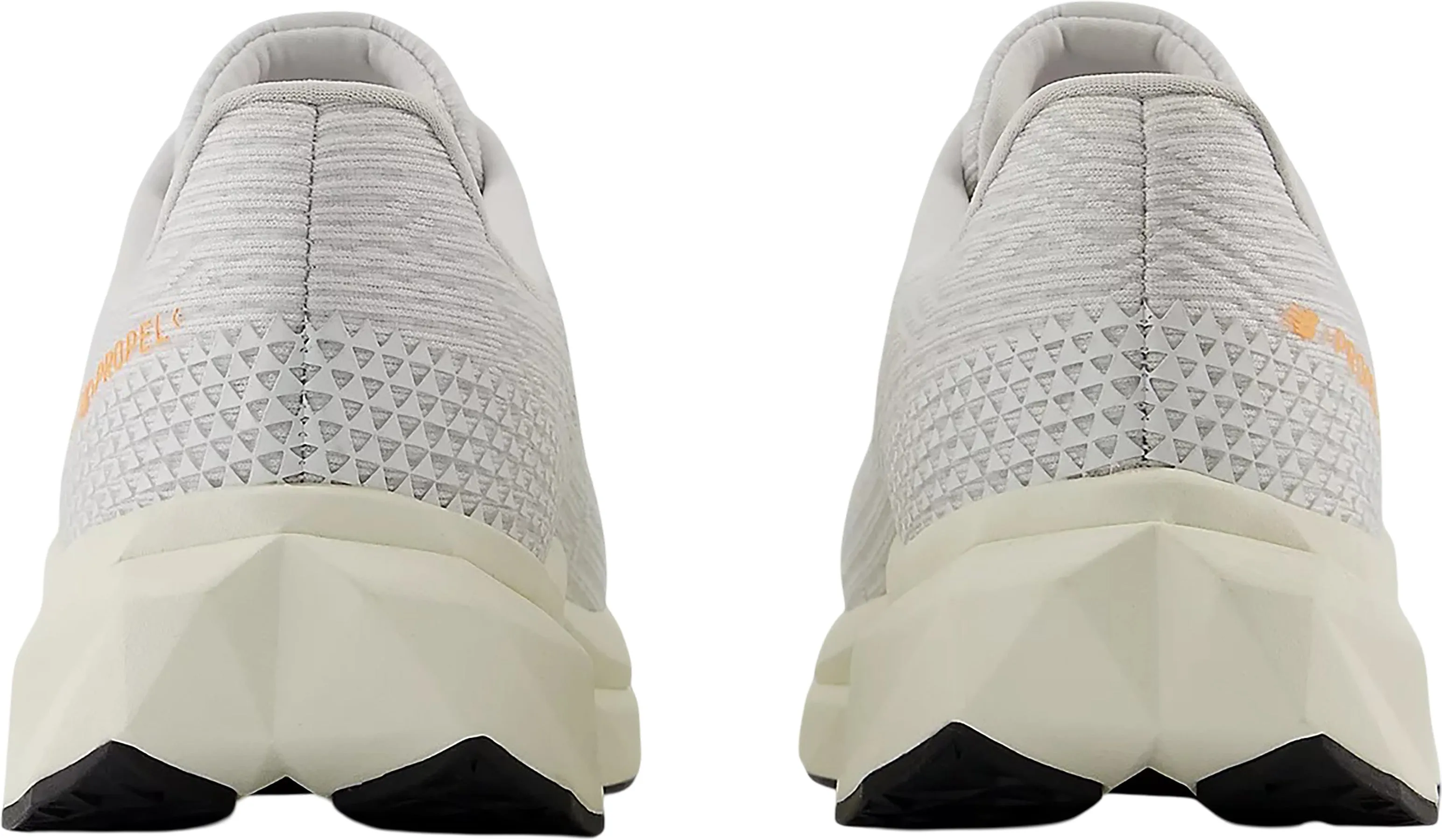 FuelCell Propel v5 Running Shoes - Women's|-|Souliers de course FuelCell Propel v5 - Femme sold by Altitude Sports product image thumbnail 2