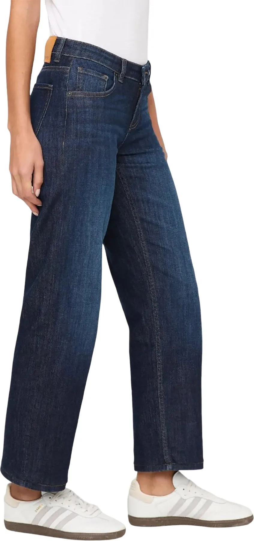 Performance Denim Mid Rise Straight Jeans - Women's|-|Jean droit à taille mi-haute Performance Denim - Femme sold by Altitude Sports product image thumbnail 2