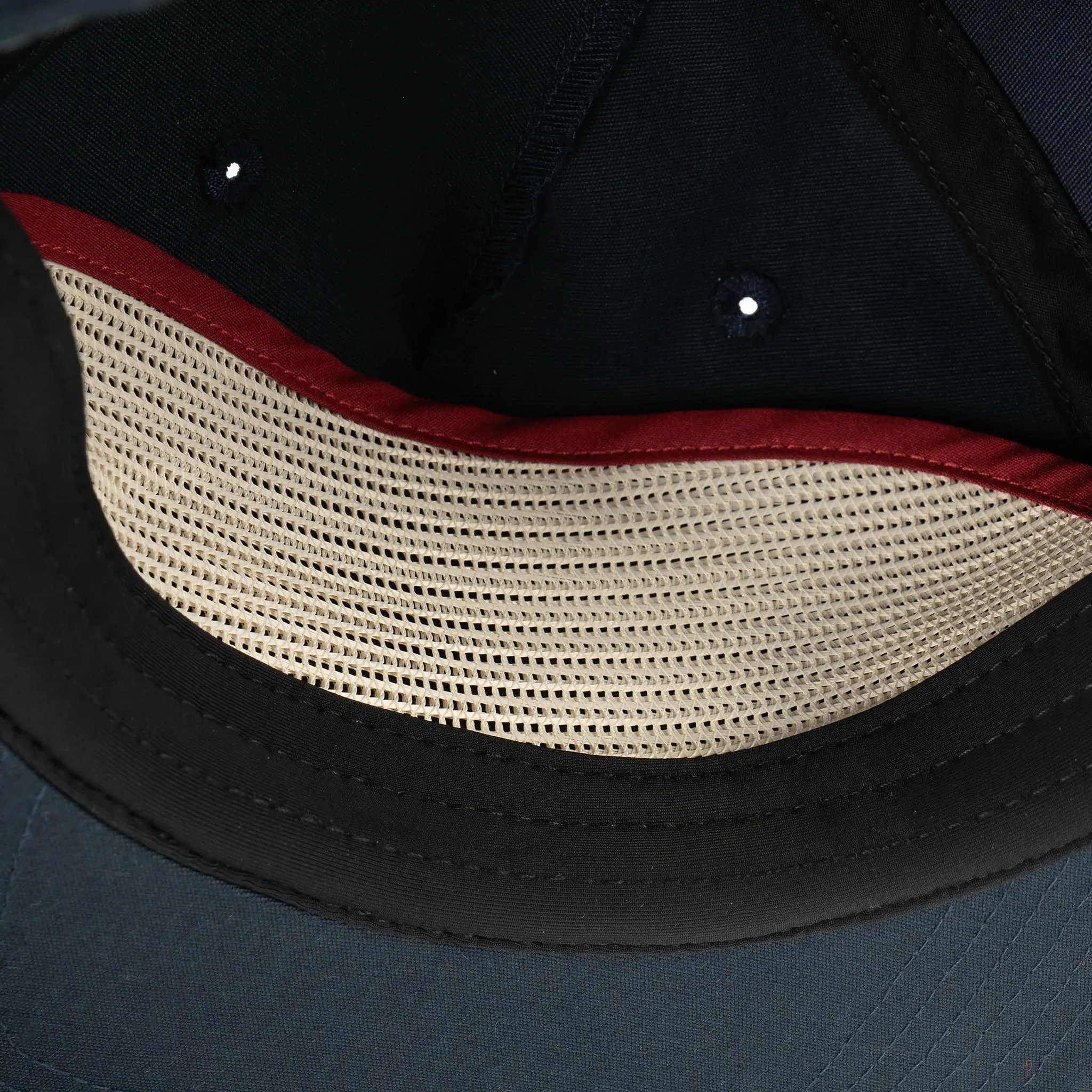 Canadian Rockies Cap - Unisex|-|Casquette Canadian Rockies - Unisexe sold by Altitude Sports product image thumbnail 3