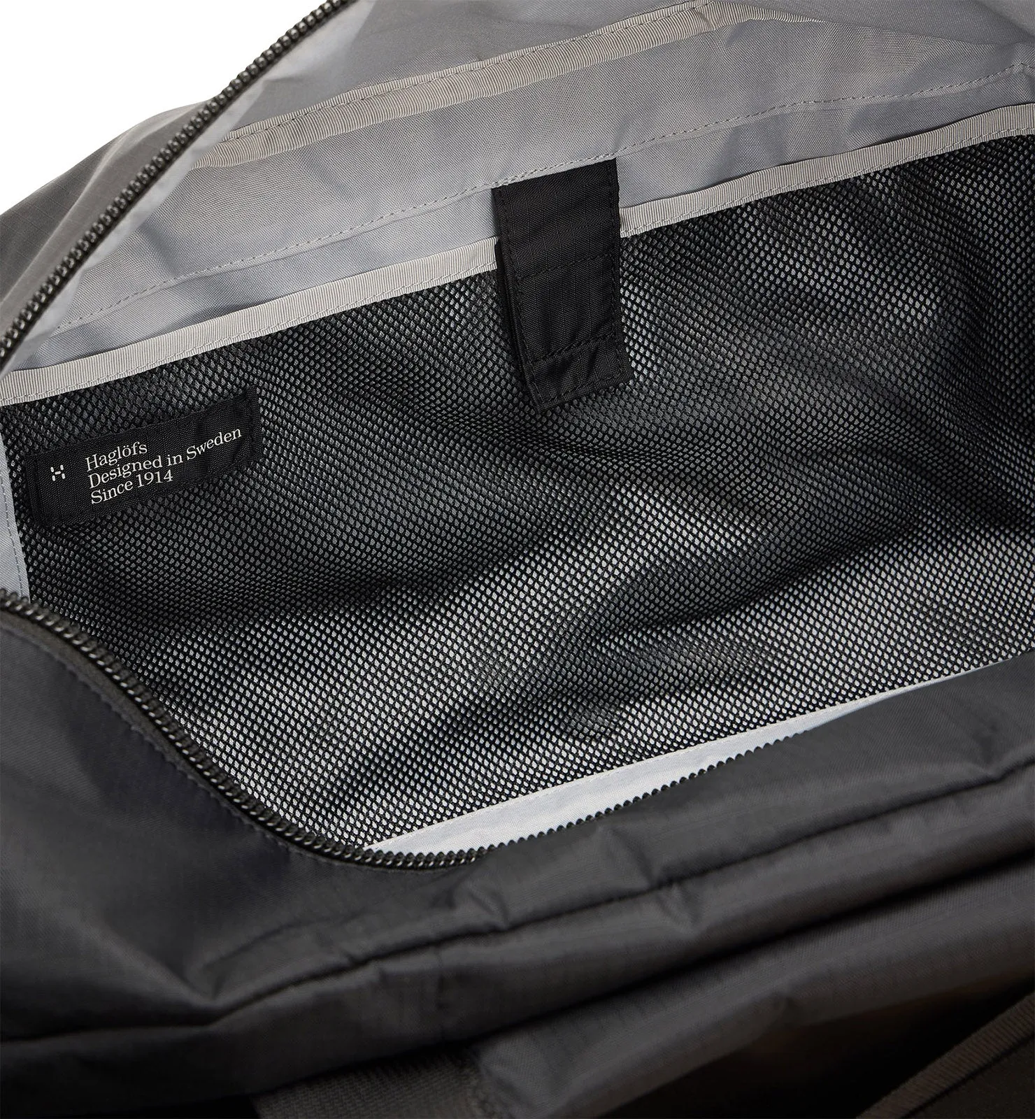 Tight Duffel Bag 50L|-|Sac de sport Tight 50 L sold by Altitude Sports product image thumbnail 3