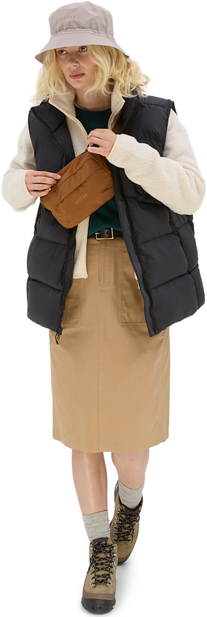 Kabutocho Short Puffer Down Vest - Unisex|-|Veste courte en duvet Kabutocho - Unisexe sold by Altitude Sports product image thumbnail 3