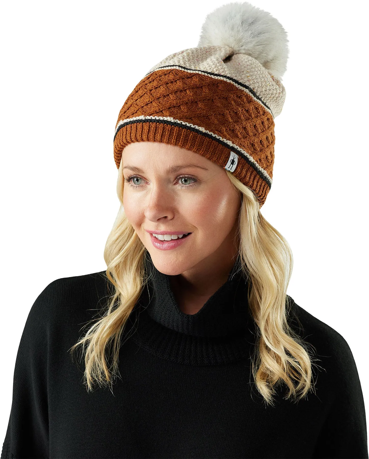 Cable Knit Colorblock Pom Beanie - Women's|-|Tuque en tricot torsadé à couleurs contrastantes avec pompon - Femme sold by Altitude Sports product image thumbnail 4