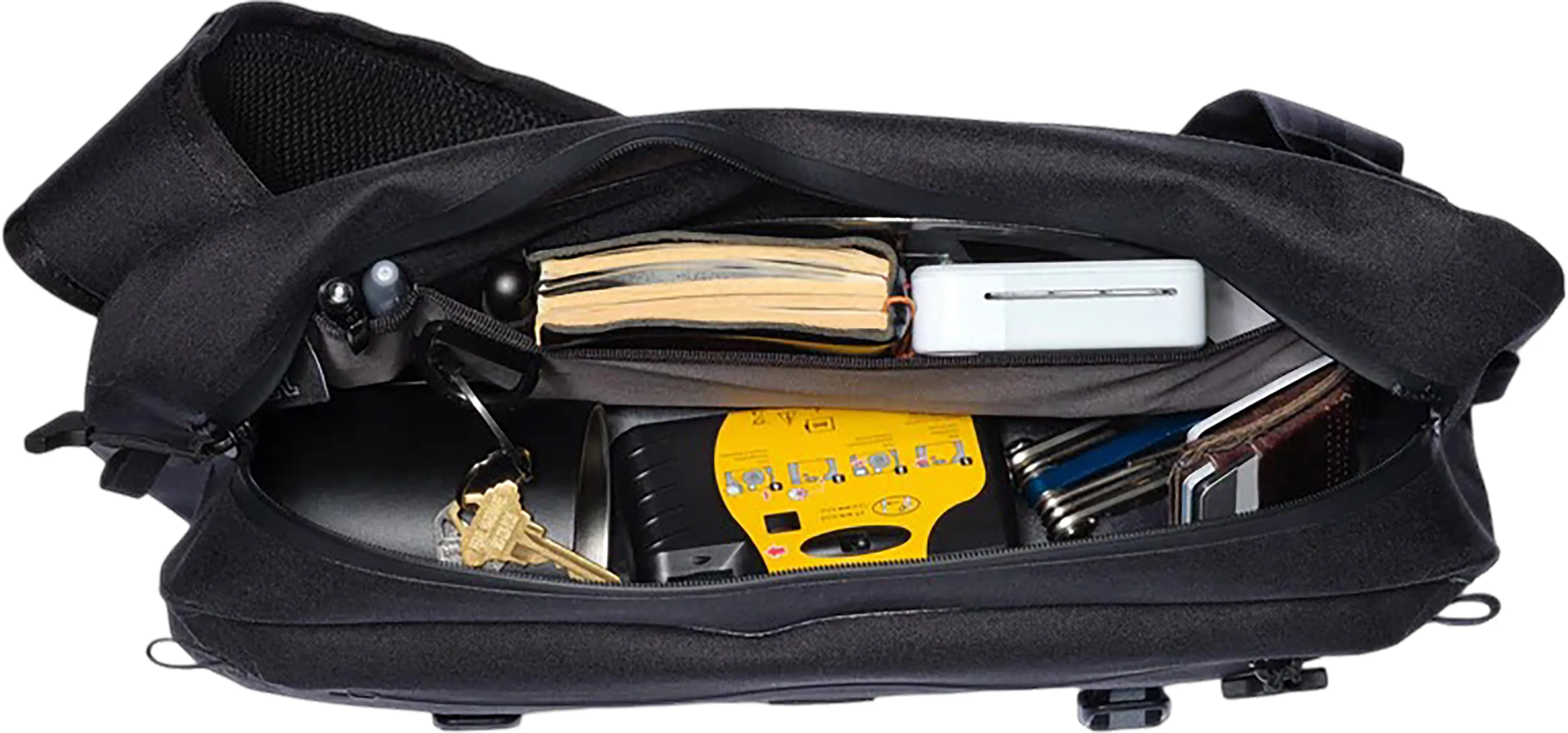 Kadet Waterproof Sling Bag 9L|-|Sac à bandoulière imperméable Kadet 9L sold by Altitude Sports product image thumbnail 4