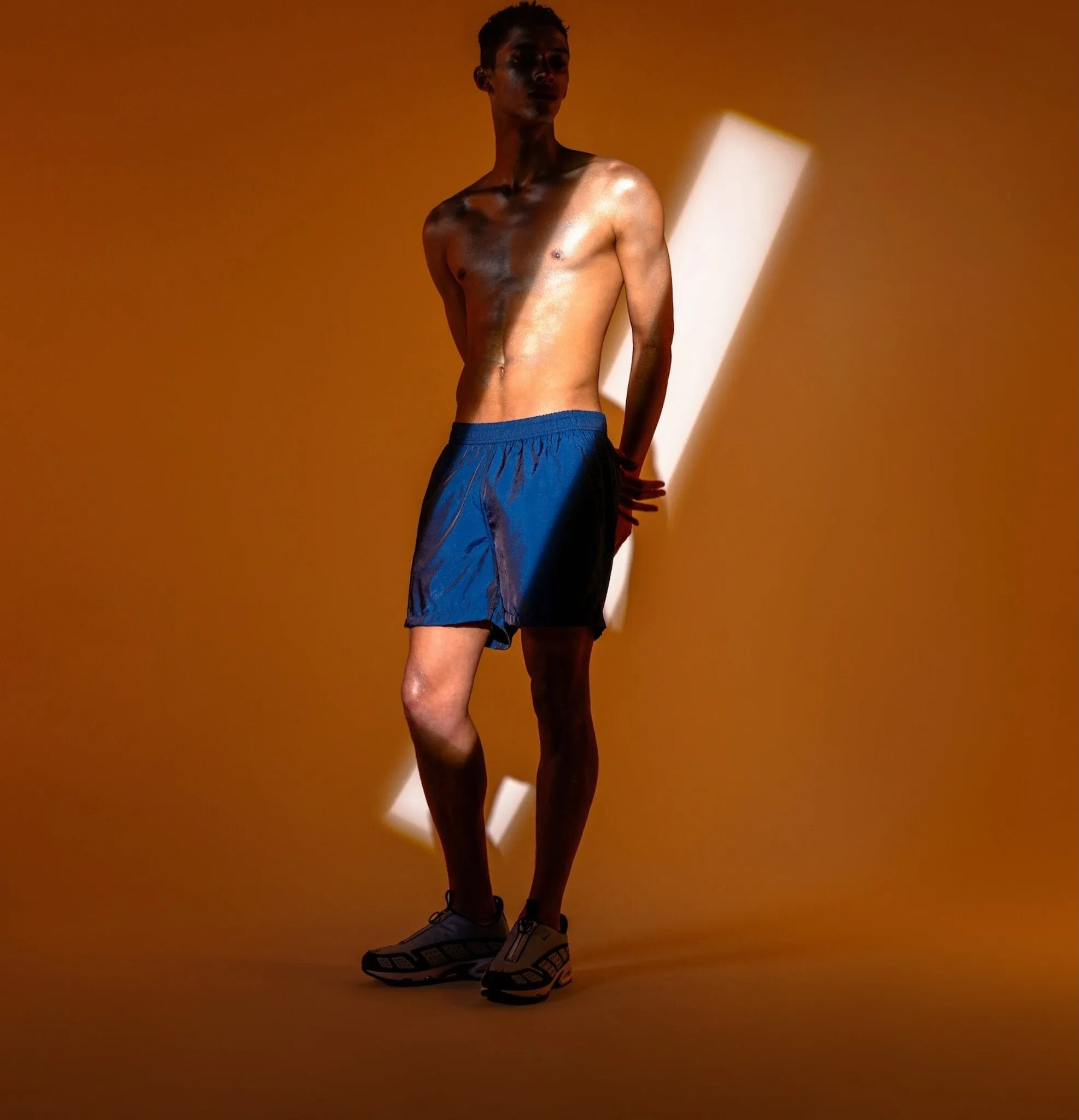 Iridescent Modern Swim Trunk - Men's|-|Short de bain moderne Irisdescent - Homme sold by Altitude Sports product image thumbnail 2