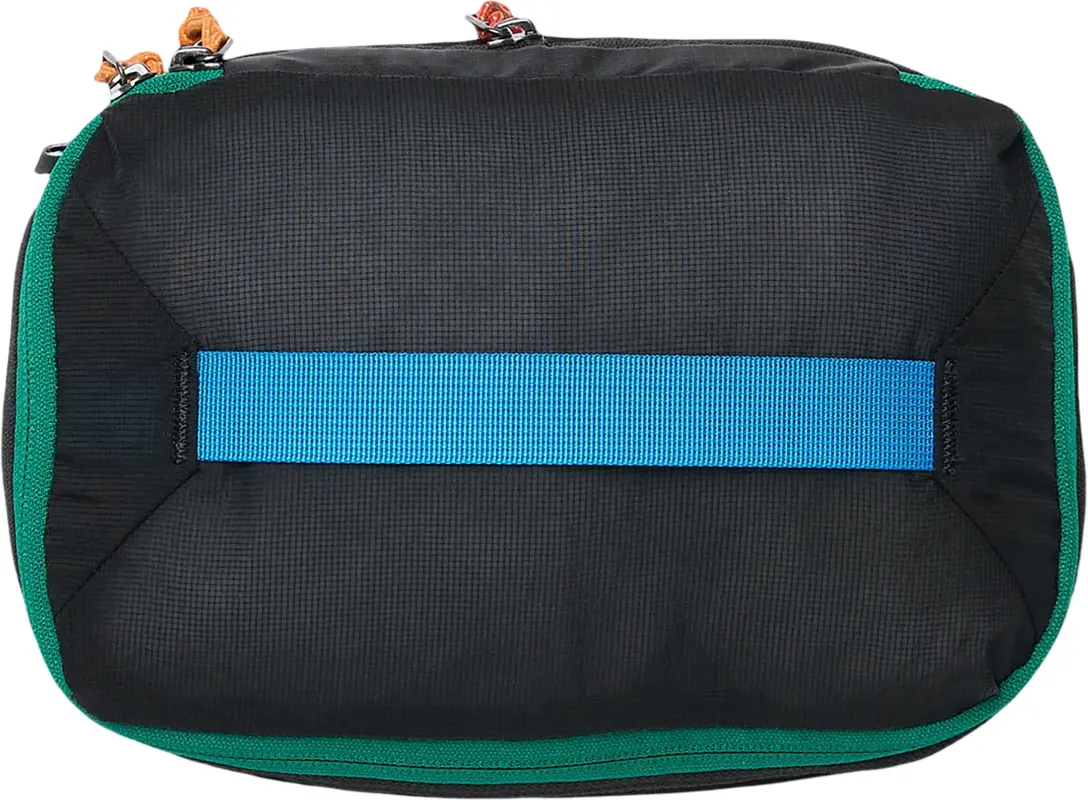 Cubo Expandable Packing Cube 6L|-|Cube de rangement extensible Cubo 6 L sold by Altitude Sports