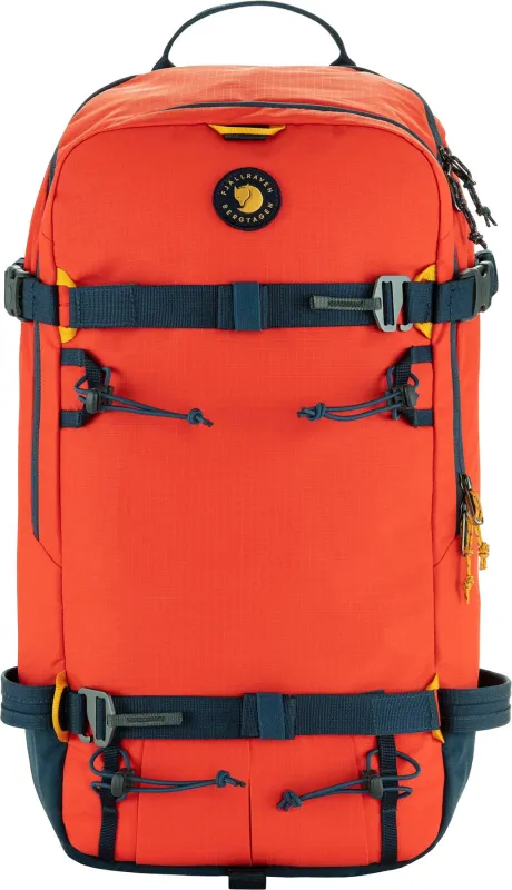 Bergtagen Touring Backpack 30L|-|Sac à dos de randonnée Bergtagen 30L sold by Altitude Sports