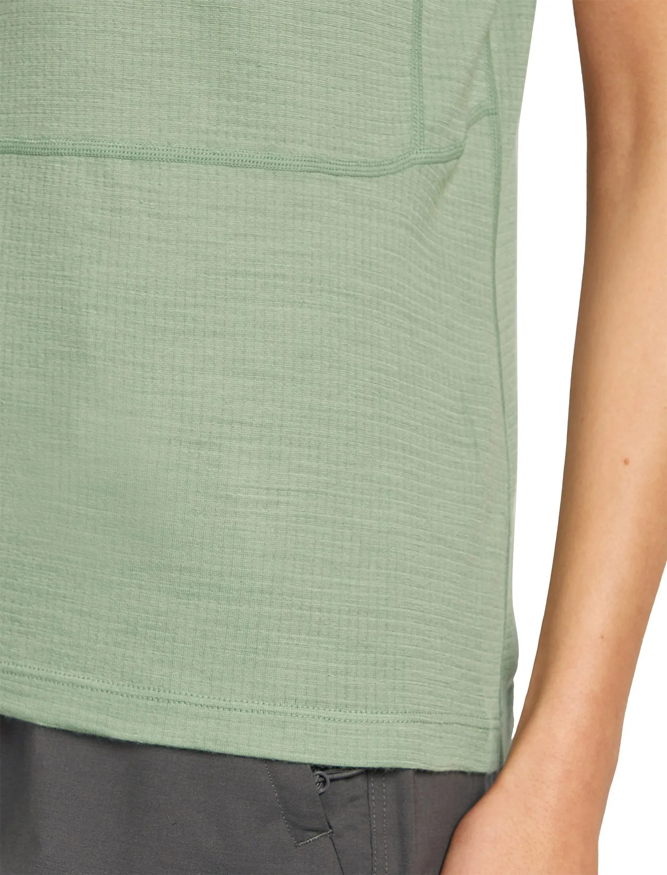 Merino 200 Waffle Elevation Short Sleeve T-Shirt - Women's|-|T-shirt à manches courtes en tricot gaufré en mérinos 200 Elevation - Femme sold by Altitude Sports product image thumbnail 5