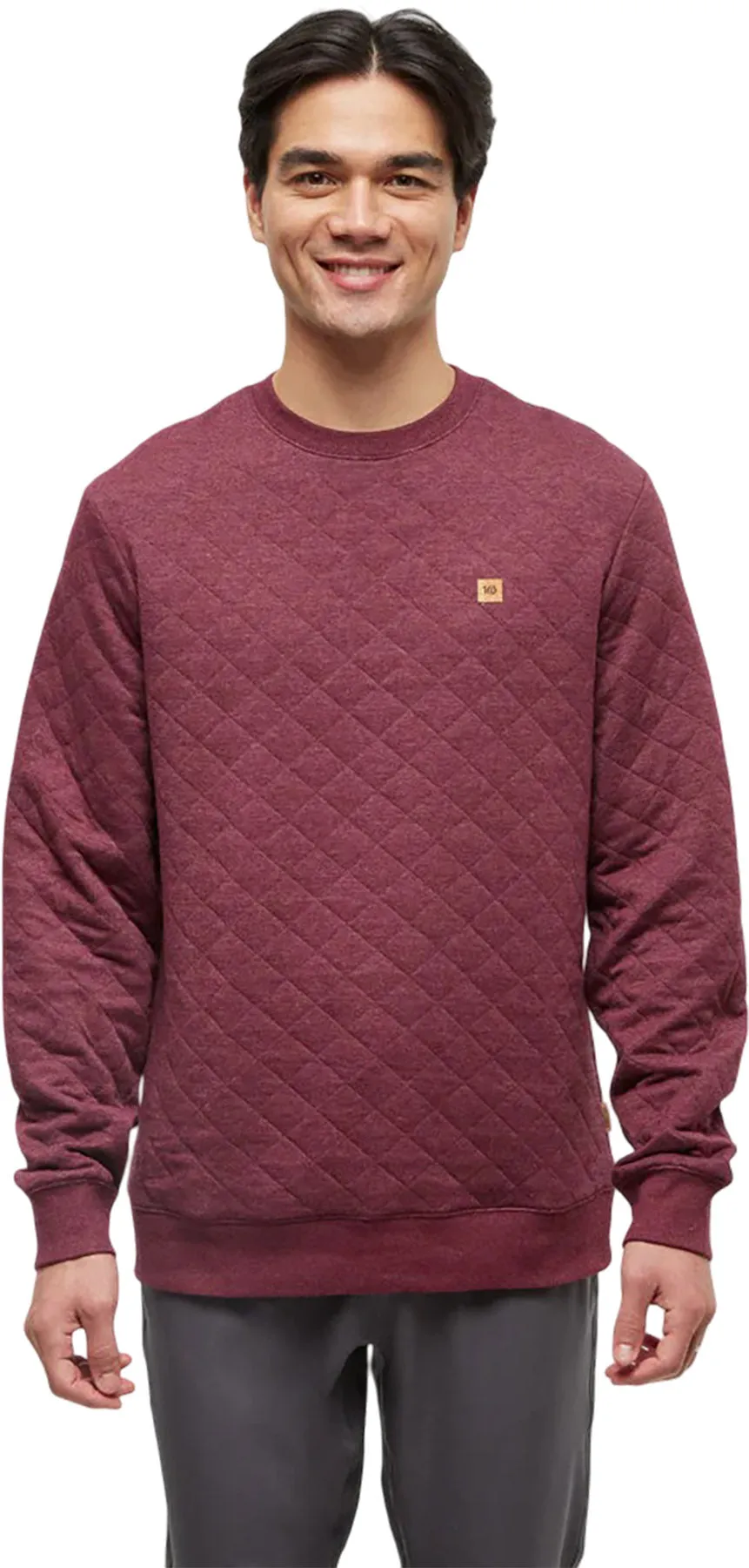 Reynard Quilted Classic Crew Neck Sweatshirt - Men's|-|Chandail en molleton classique à col rond matelassé Reynard - Homme sold by Altitude Sports