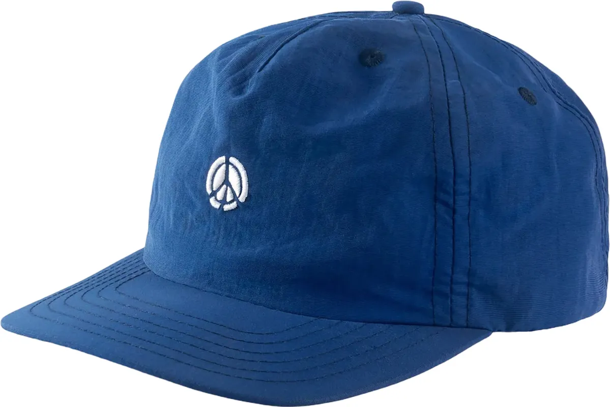 5 Panel Nylon Hat - Unisex|-|Casquette en nylon 5 panneaux - Unisexe sold by Altitude Sports