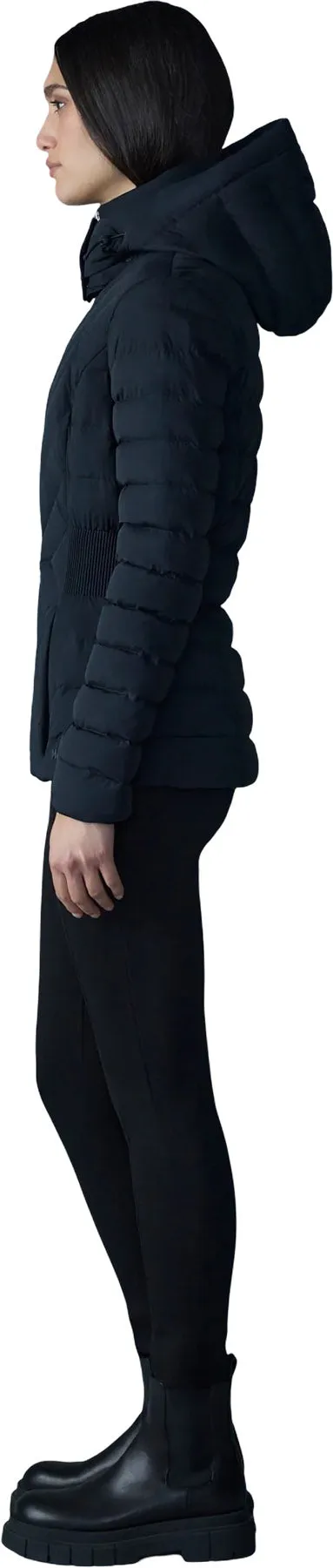 Idalee Light Down Hooded Jacket - Women's|-|Manteau à capuchon en duvet léger Idalee - Femme sold by Altitude Sports